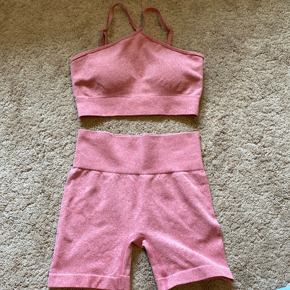 biker short workout set